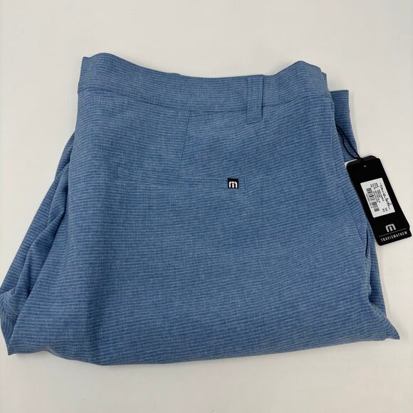 Travis Mathew Mens Sz42 Heather Blue Striped Sand Harbor Shorts NWT - Picture 1 of 6